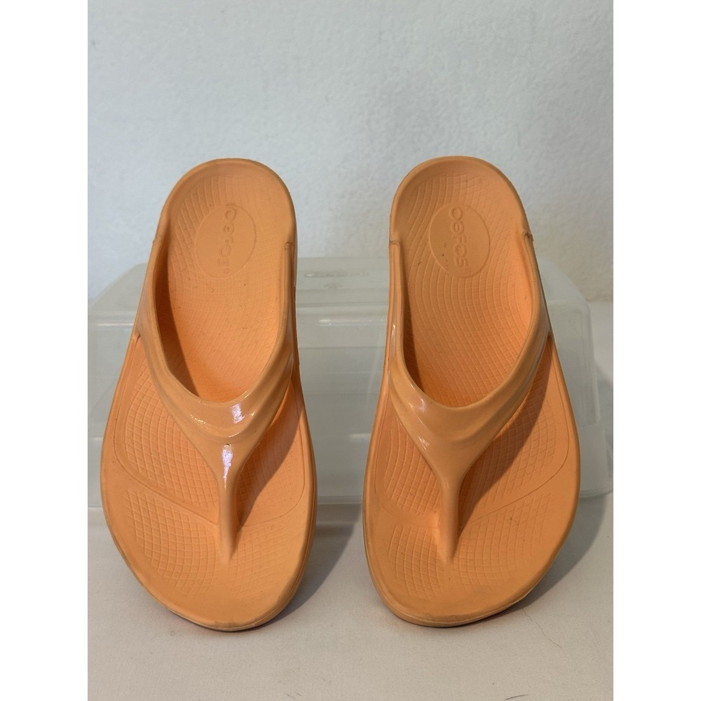 OOFOS Womens Size 7 Oolala Sandals Orange Comfort Beach Travel